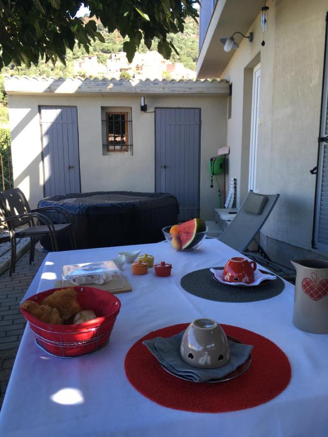 Casa Basgiu, Chambres Avec Balcon Et Table D'Hotes Zilia Exterior foto